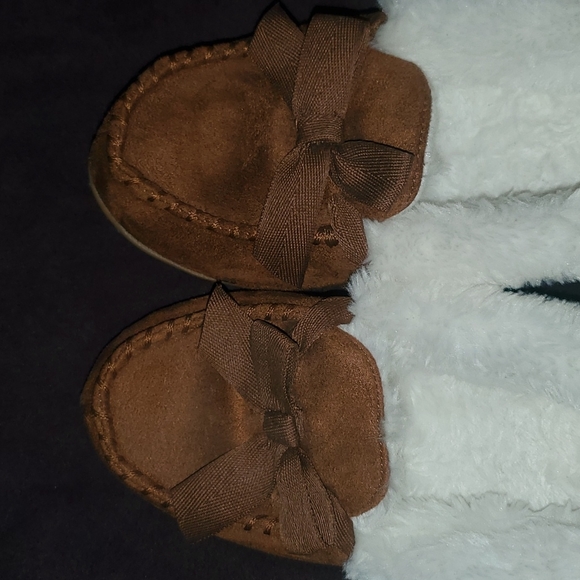 Moccasin slippers - Picture 2 of 4